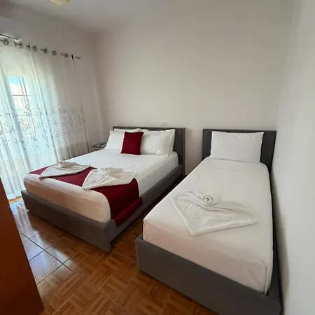 Ioanian Bliss شقة كساميل